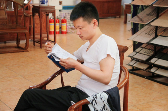 熱烈歡迎西安辦廠客戶孫總、張總、楊總來鑫浪進行技術(shù)交流